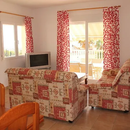 Partida Les Cucarres Villa